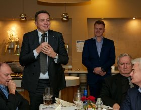 Kateřina Neumannová, česká olympionička a Jan Smigmátor, český swingový zpěvák (110)